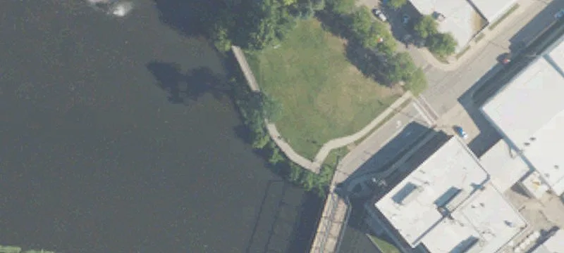 107 Brady St