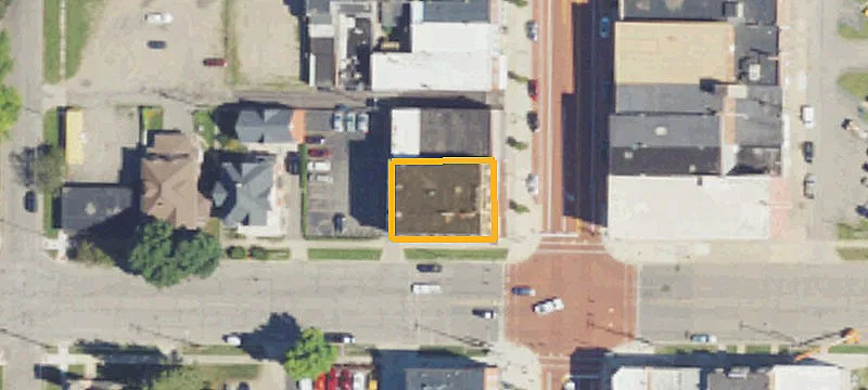 318 Superior St