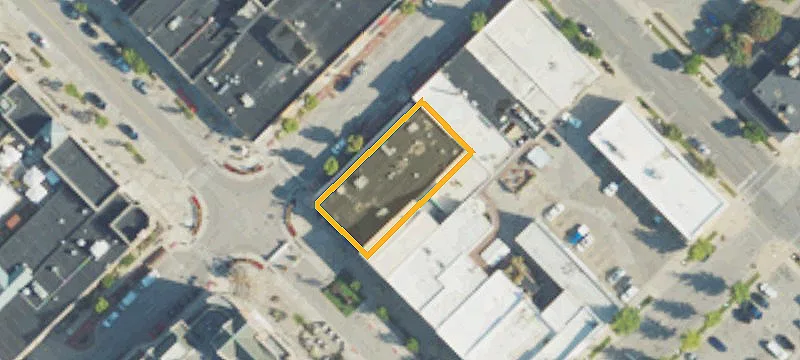 101 Main St