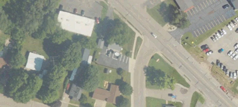 706 Allegan St
