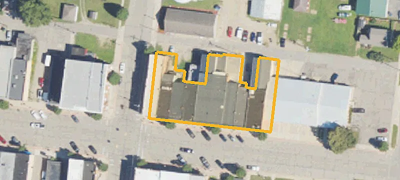 112 Main St