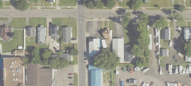 449 Lakeview Ave