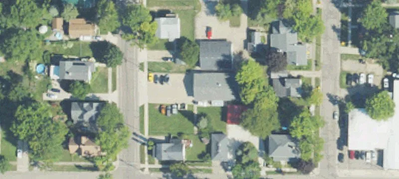 306 Lansing St