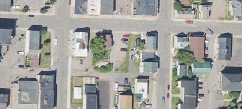 216 Pearl St