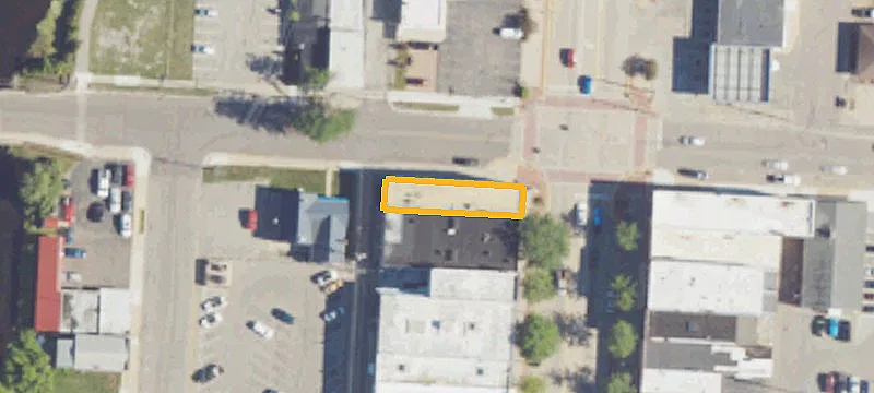 100 Main St