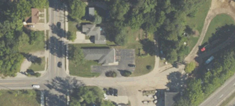 983 Lincoln Ave