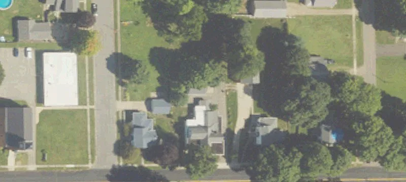 205 Maple St