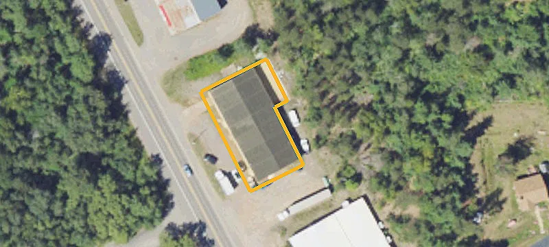 602 Lakeshore Dr