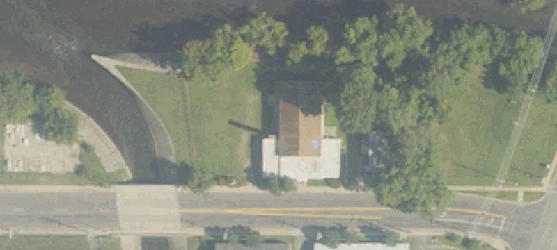 242 Hamblin W Ave