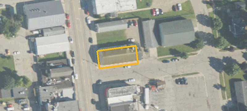 206 Main St