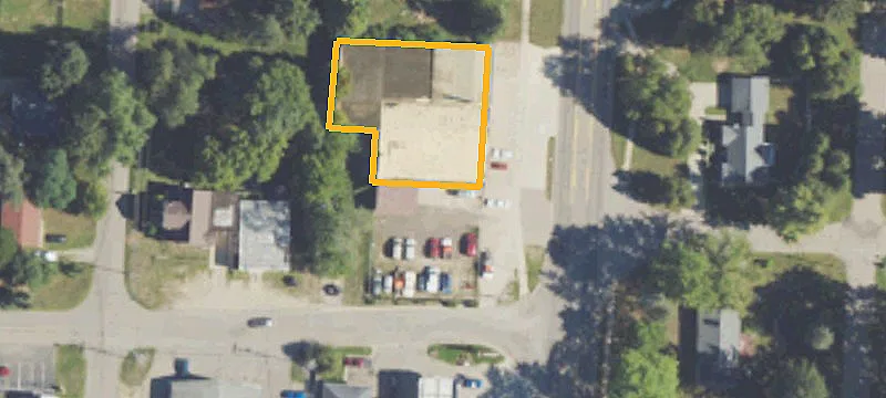 1120 Main St