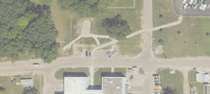 7725 Portage Rd