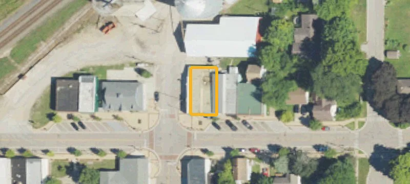 122 Main St