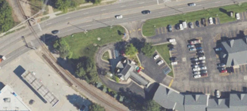 20 Lakewood Blvd