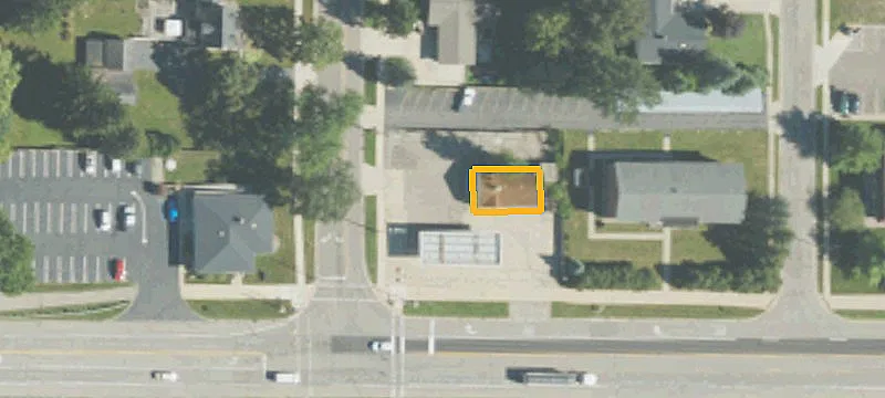 105 Saginaw Hwy