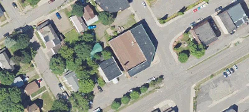 301 Main St