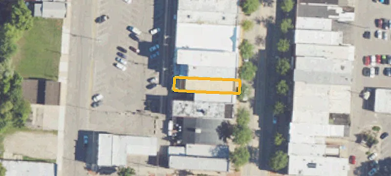 136 Main St
