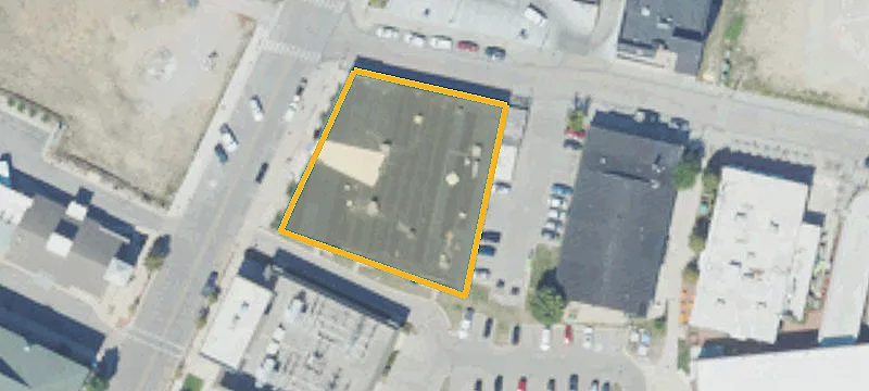 144 Hall St