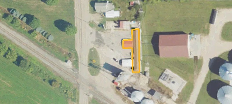 401 Main St
