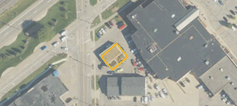 3590 Chicago Dr