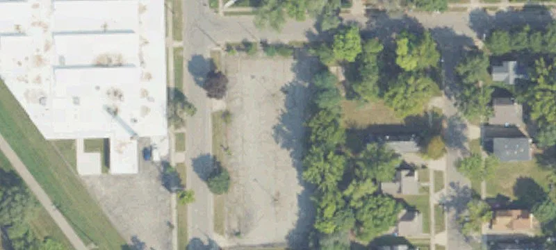 832 Cobb Ave