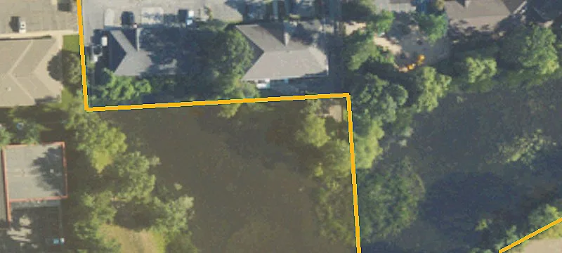 Walled Lake, MI 48390