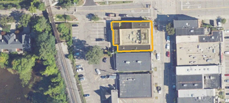 Milford, MI 48381