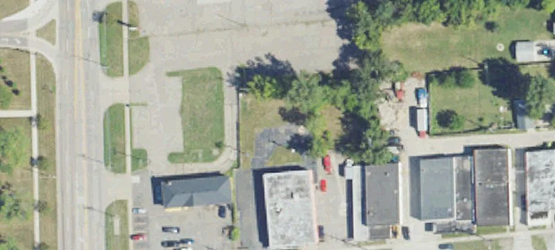 13647 Frontage Rd