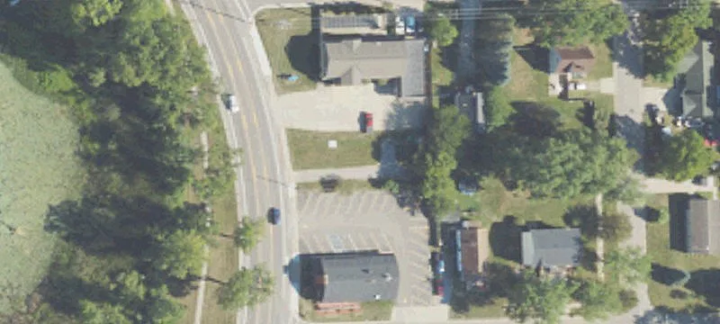 906 Saginaw St