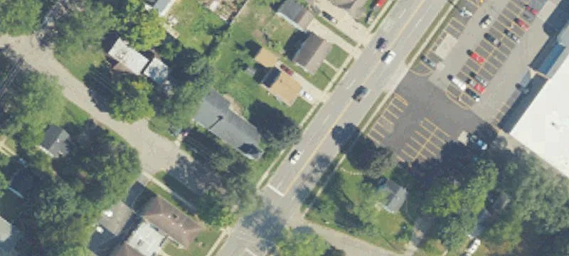 615 Riverview Dr