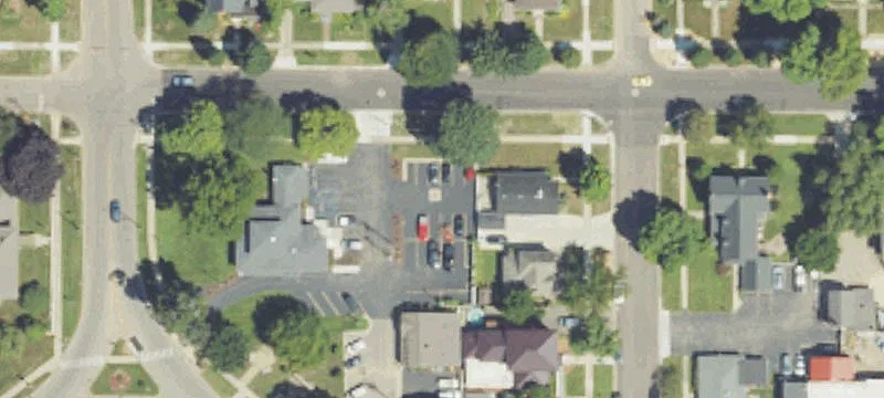 307 Mansion St