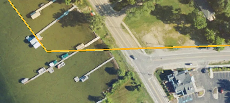 Walled Lake, MI 48390