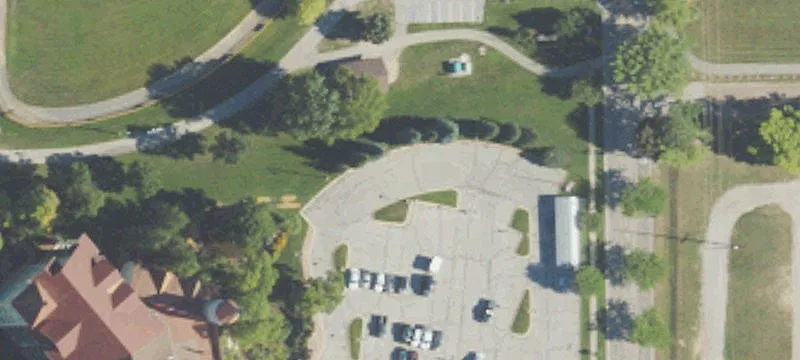 Weiss St
