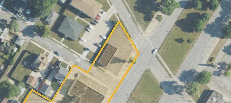 1126 Ft St