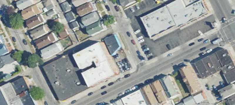 3525 Caniff St