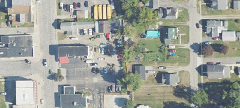 Lewis Ave