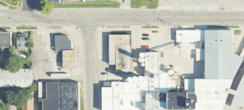 1310 Maumee St