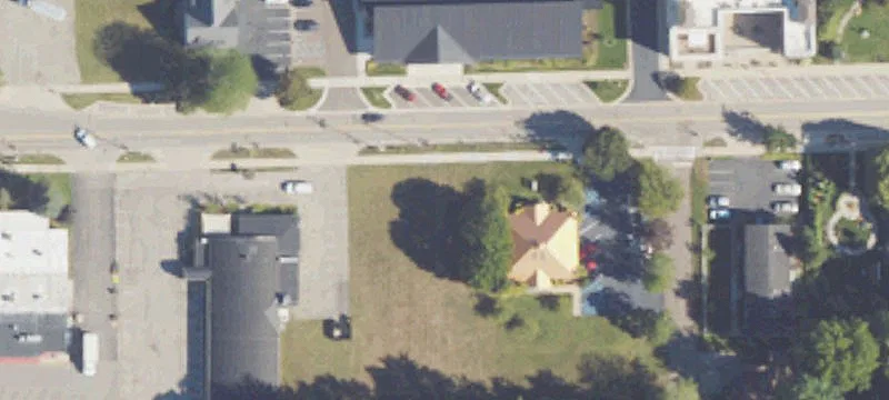 225 Ctr St