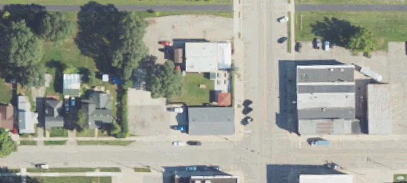 V L N Main St