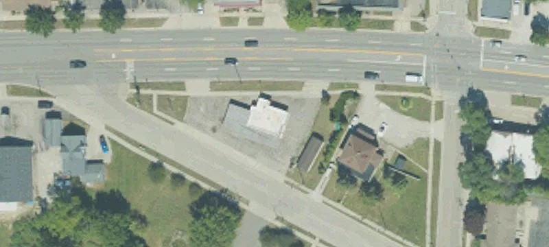121 Huron Rd