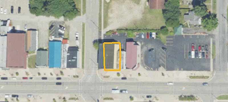 207 Main St