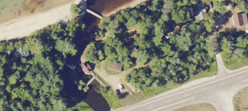 4002nd State Rd M28