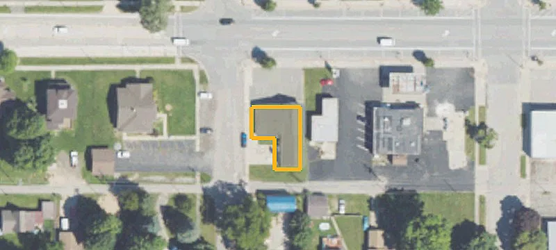 202 Main St