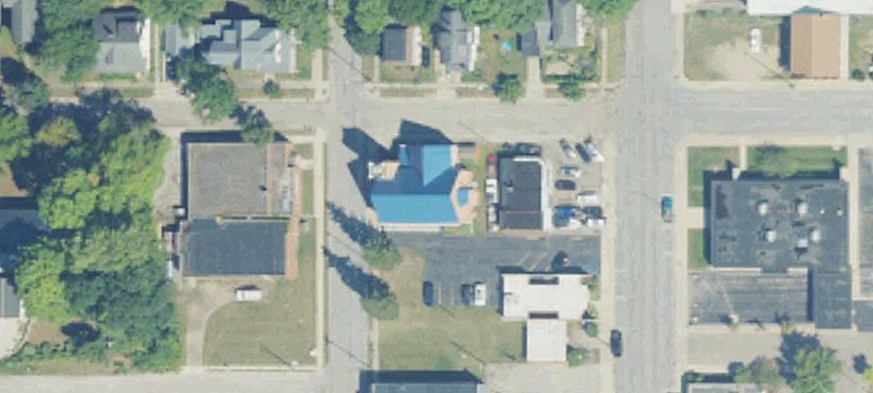 122 Oak St