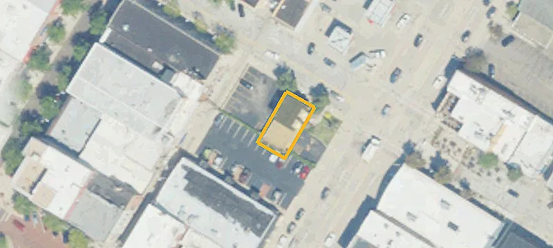 300 Main St
