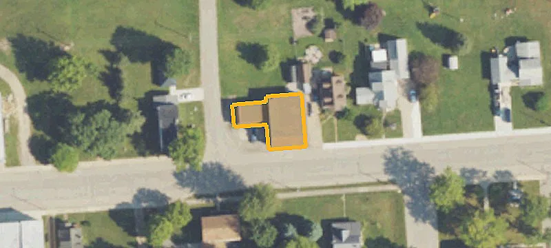 1561 Main St