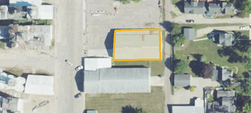 235 Pne Riv St