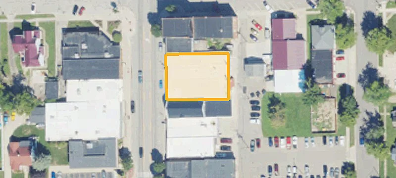 3073 Main St