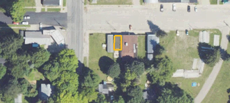 2022 Main St