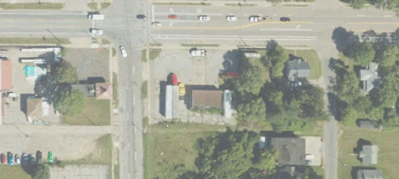 910 Main St